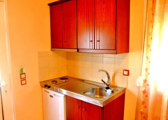 George 斯卡拉伯塔麦斯