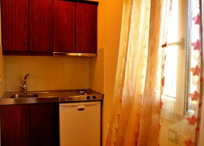 George 公寓 斯卡拉伯塔麦斯