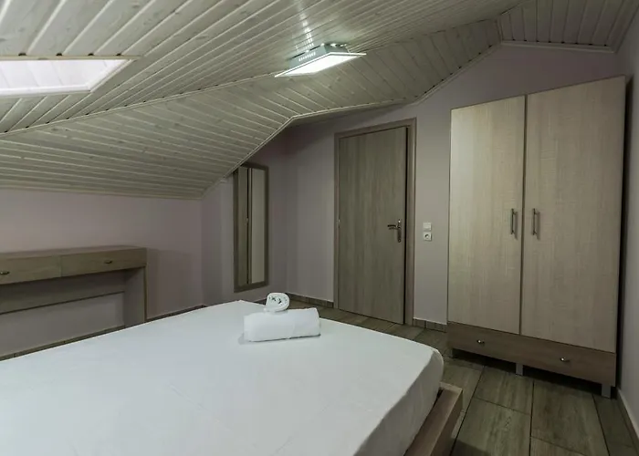 George * 斯卡拉伯塔麦斯