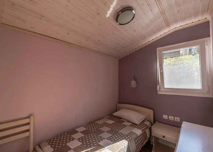 George * 斯卡拉伯塔麦斯